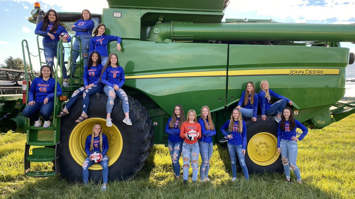 s_durtschi's tweet photo. Albany Comet Volleyball 2022.  @albanycomets @JohnDeere https://t.co/DwbRUSGGtV