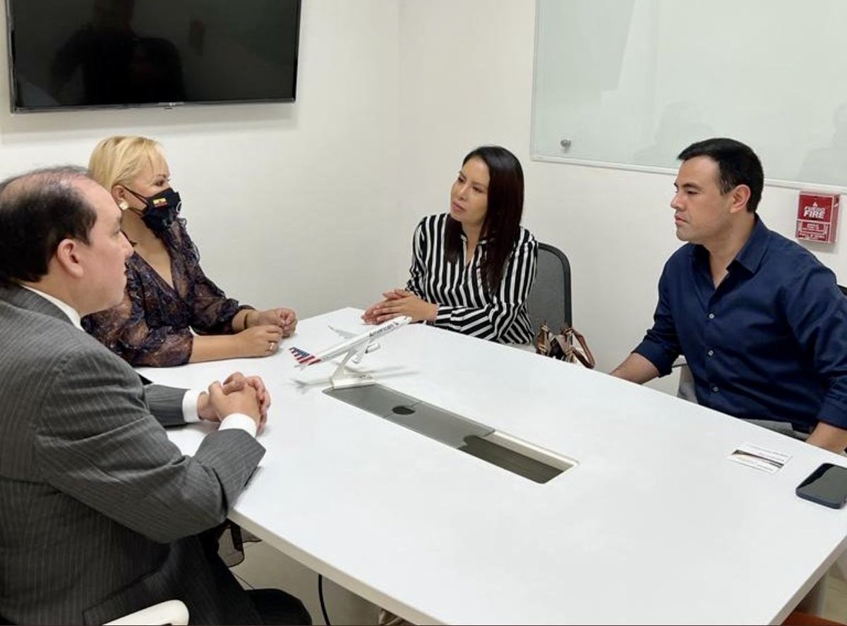 Como Pdta.del Directorio de <a href="/amchamgye/">AMCHAM Guayaquil</a> tengo el privilegio de trabajar con líderes en los diferentes Comités.En el mes del #turismo destaco la labor de <a href="/rarmijosc/">Ricardo R Armijos</a> quien lidera el Comité de Turismo con gran gestión: 
✅Becas de inglés a guías 
✅ Activación con #AmericanAirlines