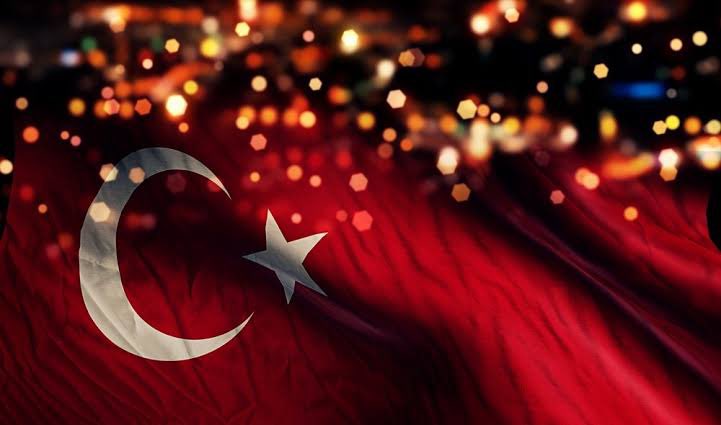 Ercn2549's tweet photo. Mersin Polisevine yapılan saldırıda şehit olan kahraman polisimize Allah’tan rahmet, ailesine ve milletimize başsağlığı ve sabırlar diliyorum.🇹🇷 Huzurumuza göz dikenlerin her zaman karşısındayız…#mersin https://t.co/8doMDvEiqI