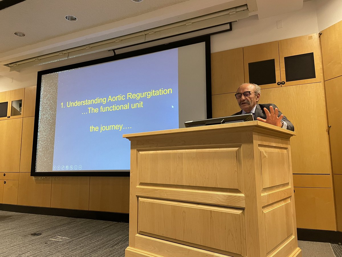 Lessons from a legend - fantastic talk on the approaches to repair the aortic valve by @GebrineK today @MGHHeartHealth grand rounds.