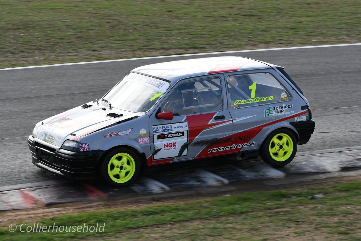 CCHH_MSport's tweet photo. Celebrating 30yrs, the @MGCarClub @MGMetroCup concluded their 2022 season at @SnettertonMSV, with Mike Williams and Mark Eales doing battle to be crowned champion. Mark Eales did enough to secure the title after 2 races. https://t.co/k6wzb6SGAm