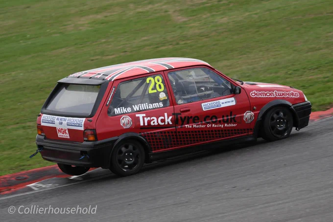 Image from Chris/Cheryl @ Collierhousehold Motorsport (@CCHH_MSport)