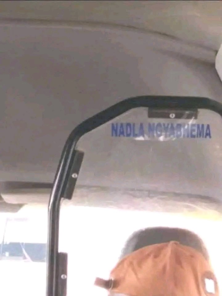 gatsheni_xolo's tweet photo. Taxi violence https://t.co/Rl1CEDMxGz