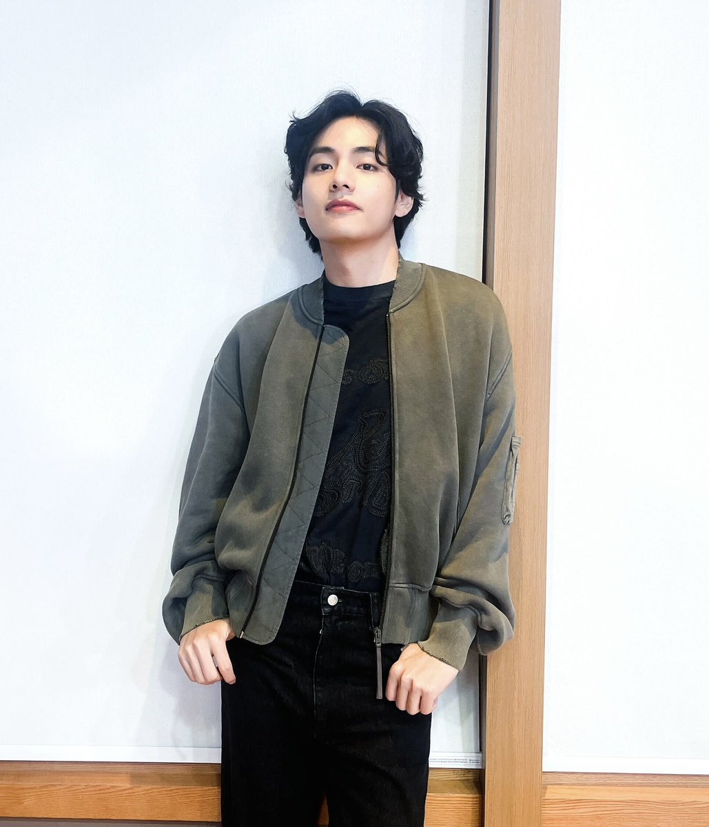 priceless ⁷ | ᴬᴿᴵᴿᴬᴺᴳ aoty ⊙⊝⊜ 🪭⛵️ tweet media