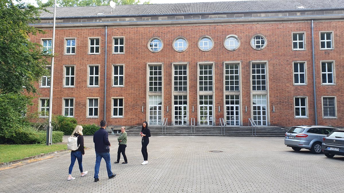 Die #DiWoKiel2022 und unsere ersten AG-Treffen liegen gute zwei Wochen zurück. Zeit für unseren Rückblick 👇👇👇
Über unser AG-Treffen während des #SmartSHTag zum Thema Use Cases haben wir hier berichtet:
x.com/nodes_sh/statu… (1/7)