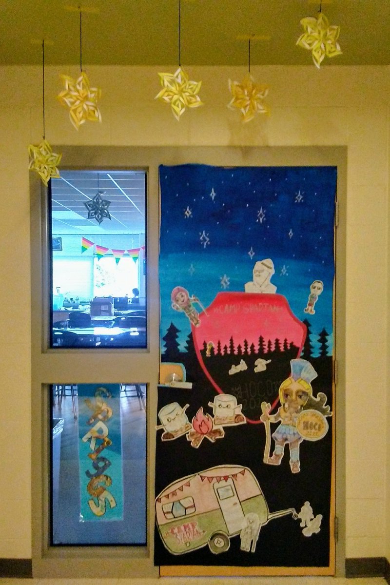 visualspARTan's tweet photo. @MurielBattleHS door dec!
#campspartan
#spartanhoco https://t.co/p1XbOvstS1