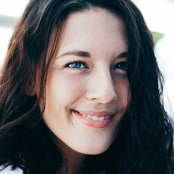 Meet Creative One: Laura Francois

Laura is the visionary and cofounder of our project.