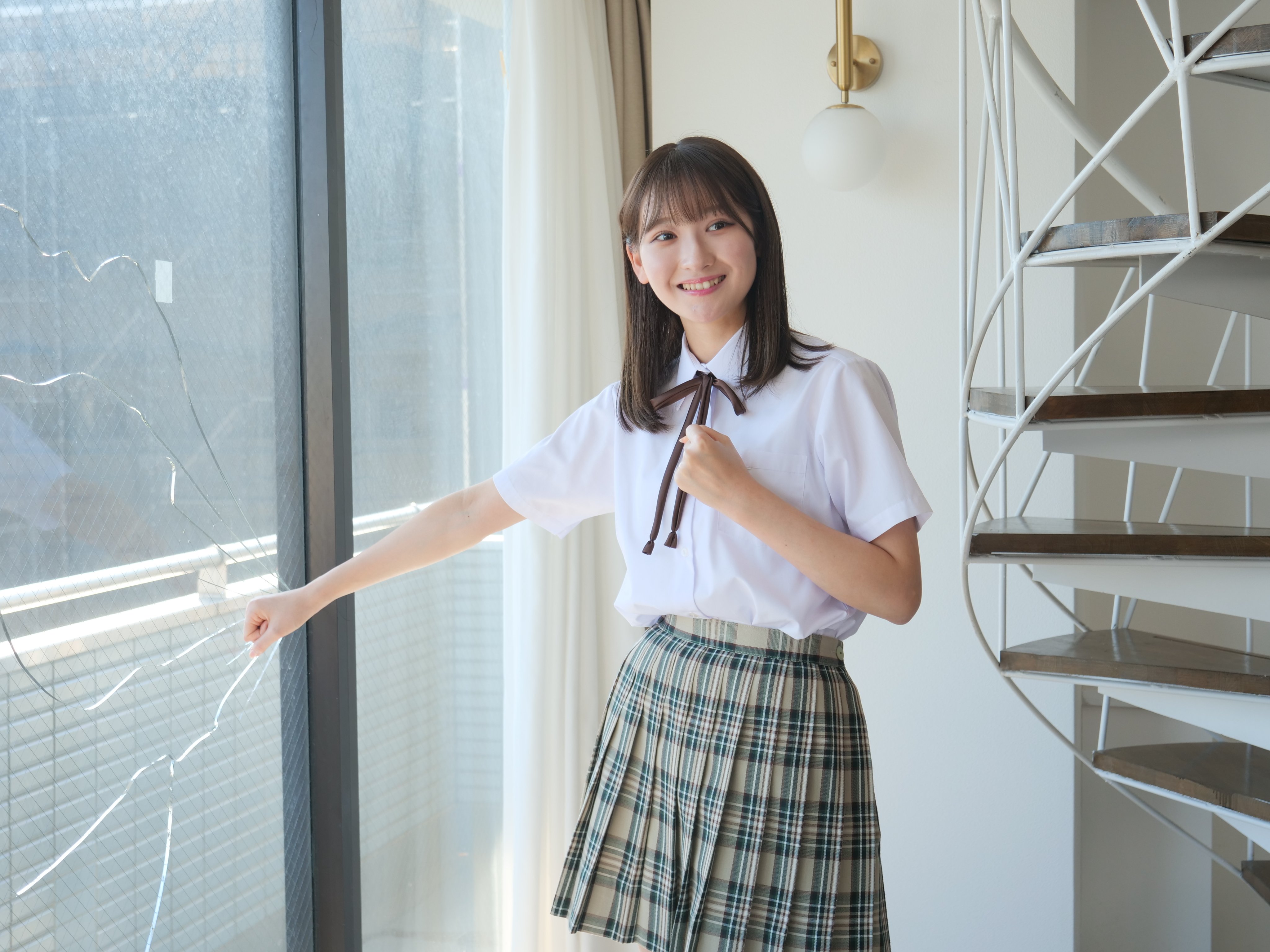 近藤あさみ　色  / X