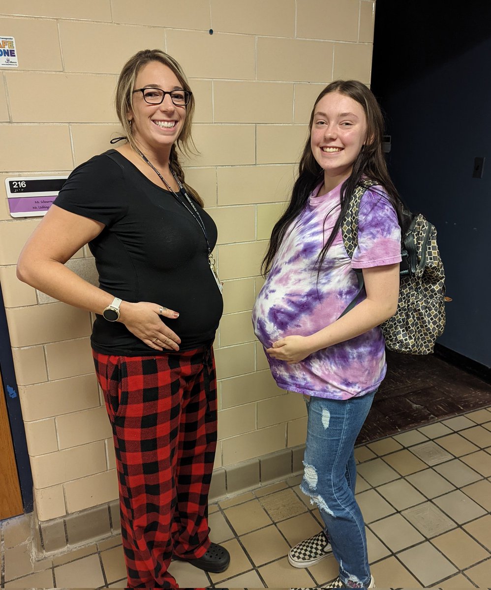 MUebbing's tweet photo. Dress like a teacher day and duo day @GreeceOdyssey! #WEareODYSSEY https://t.co/dJpVLg1SvH