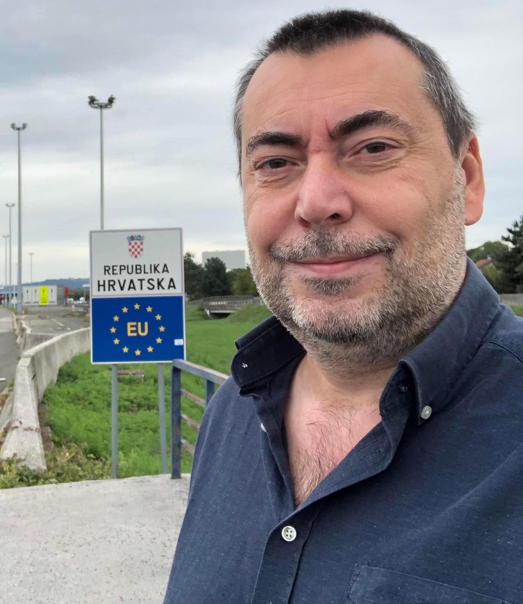 augussori's tweet photo. 🔵 Confine sloveno-croato in direzione Sarajevo 🔵
In missione OSCE per conto del Senato per il monitoraggio delle elezioni generali bosniache. 
👉🏻 https://t.co/XqndH9bBHx https://t.co/CoUzpvn9d0