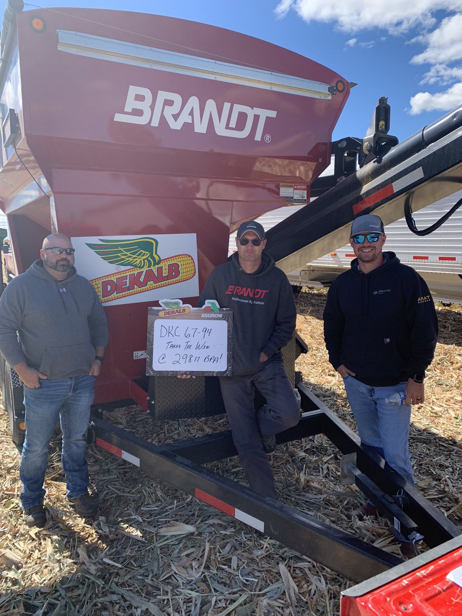 DKC 67-94 grabs the win at Landrey Farms/Brandt plot east of Virden. Thank you Landrey Farms and Brandt! #DEKALB #Bayer4IL <a href="/DKAS_SIL/">DEKALB Asgrow SIL</a>