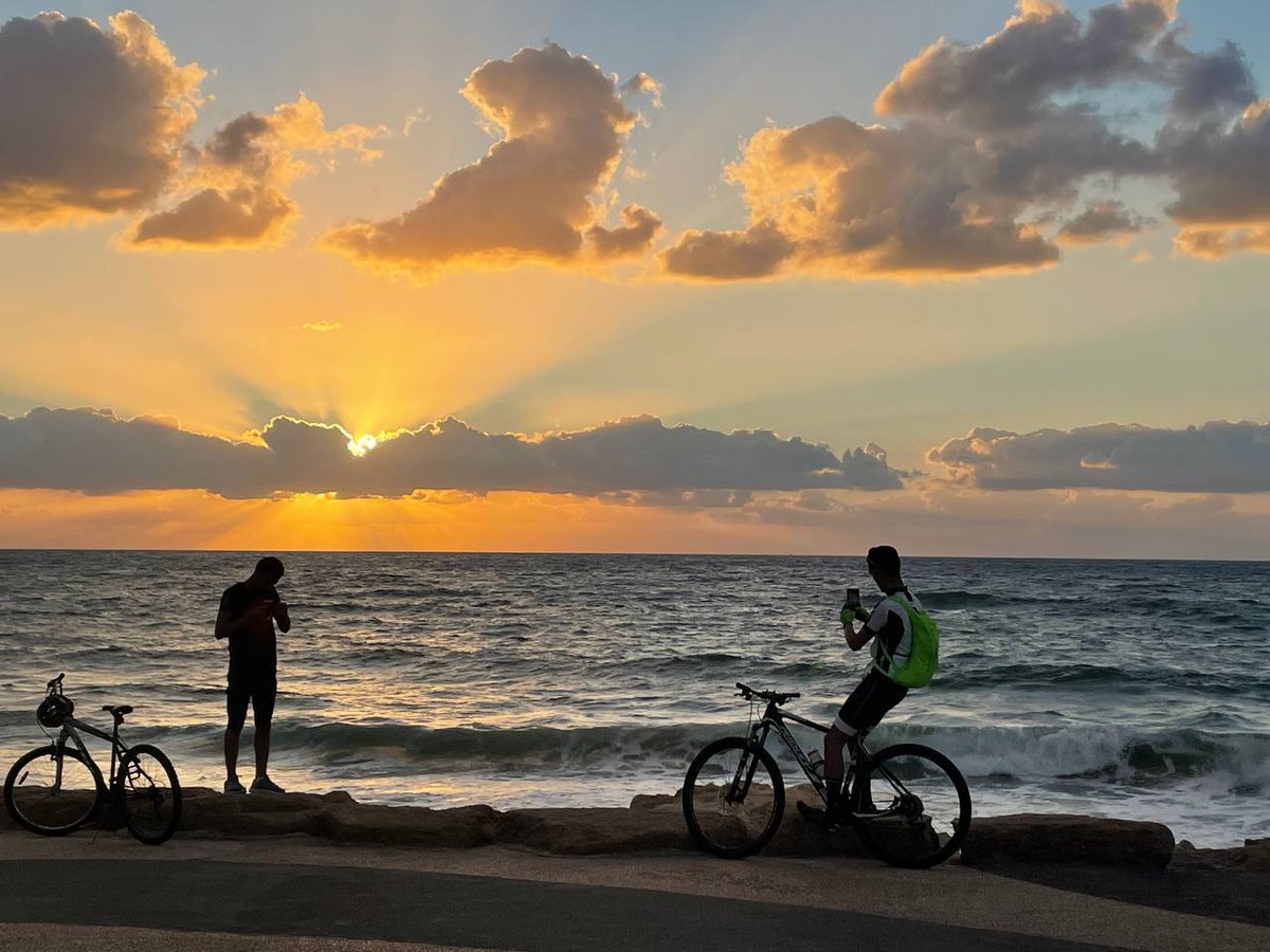 Tourist Israel tweet media