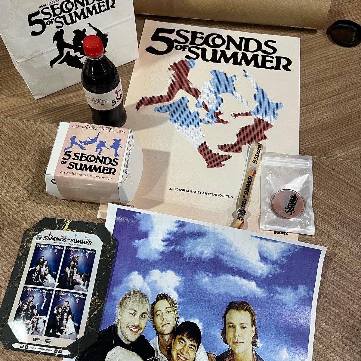 INDONESIAN 5SOSFAMS tweet media