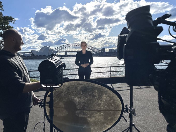 amy_clements9's tweet photo. very happy to be part of this team @9NewsDarwin https://t.co/oZSyfDJc9F