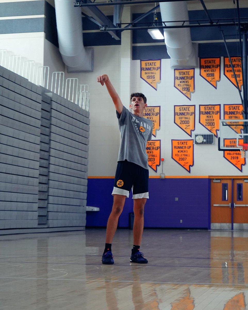 Durango Basketball tweet media