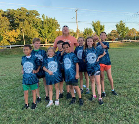 WeAreMayfield's tweet photo. Congratulations to the Mayfield athletes who competed in the Deb Hart Cross Country Meet. Our girls team placed 3rd, and Reese Bryant came in overall 2nd place with a time of 5:59. That’s a sub 6 minute mile!!! 🤩🤩￼ https://t.co/uxAcbupWoq