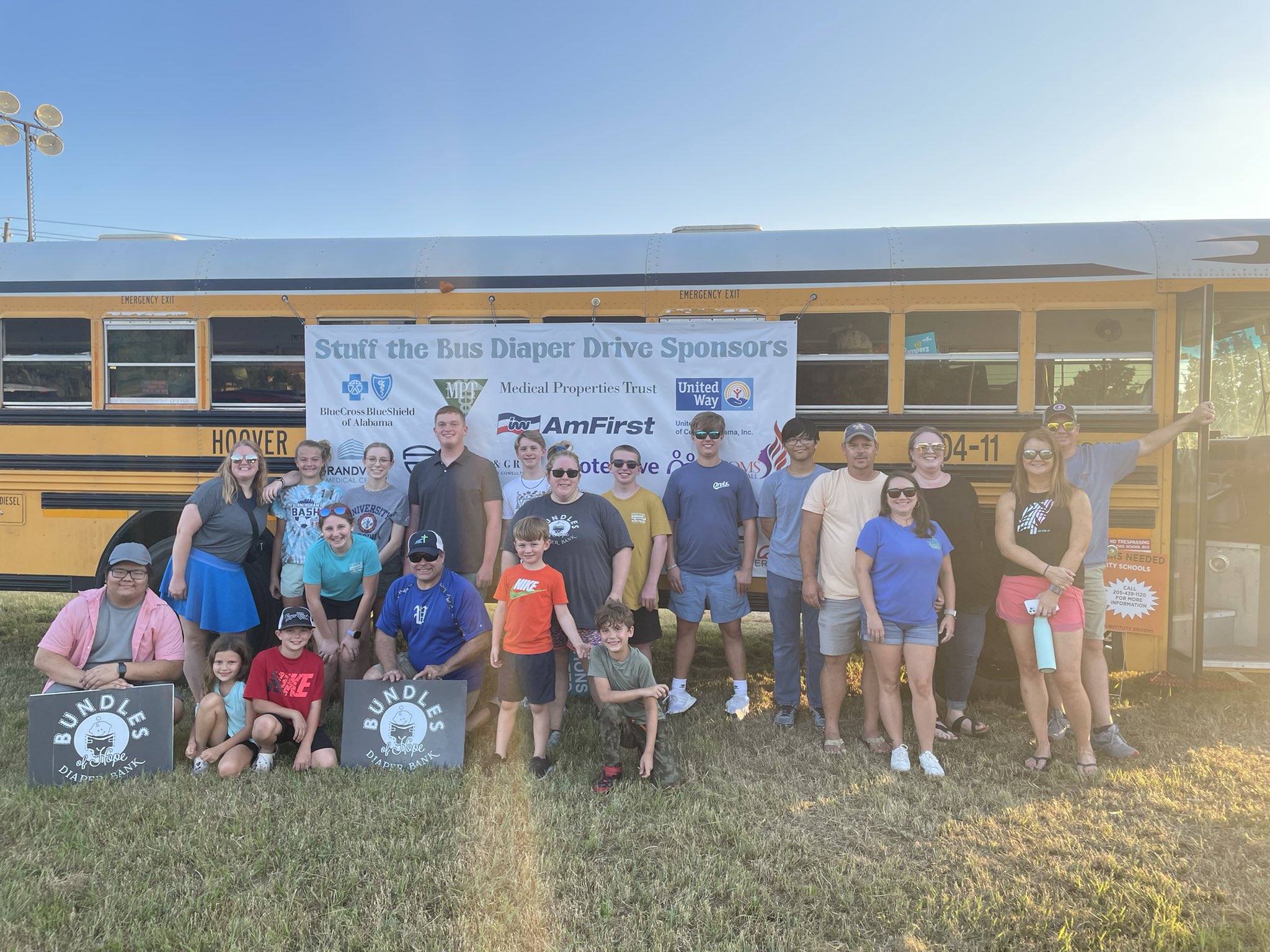 Stuffthebus Twitter 搜尋 Twitter