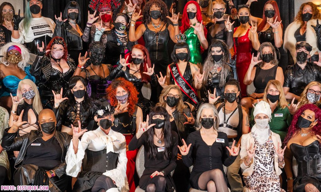 AVN Media Network on Twitter "Hustler Hollywood Signs on as Sponsor of