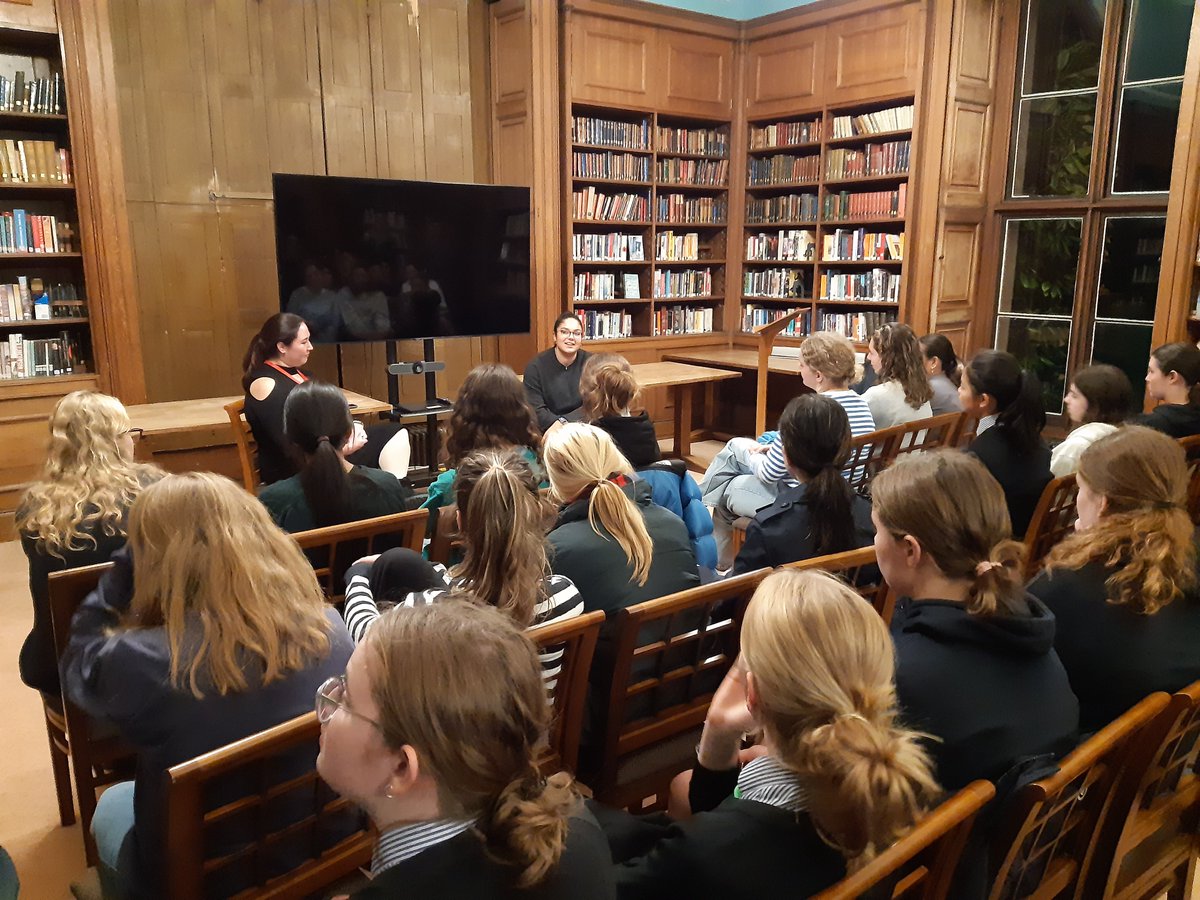 We were delighted to welcome Seniors to speak at our Career Spotlight event. In celebration of European Day of Languages, the focus was on how studying Modern Languages can shape your career. Pupils asked lots of questions and our speakers shared valuable insights.