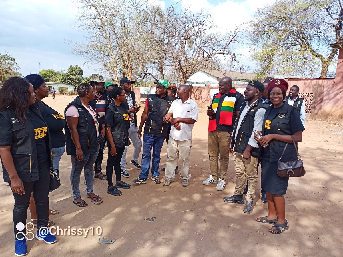 Varakashi4EDmsv's tweet photo. Chiredzi is more than ready to host Varakashi4ED Roadshow. #Chiredzi leadership @Varakashi4ED @HMatelity @chrissy10charu @TendaiChirau @TendayiZinyama @GwavengaR @edmnangagwa @zanupf_patriots @ZANUPF_Official @V4EDharare @Varakashi4edByo @Varakashi4edC @KMutisi @DeptCommsZW https://t.co/EbJqRkGZnQ