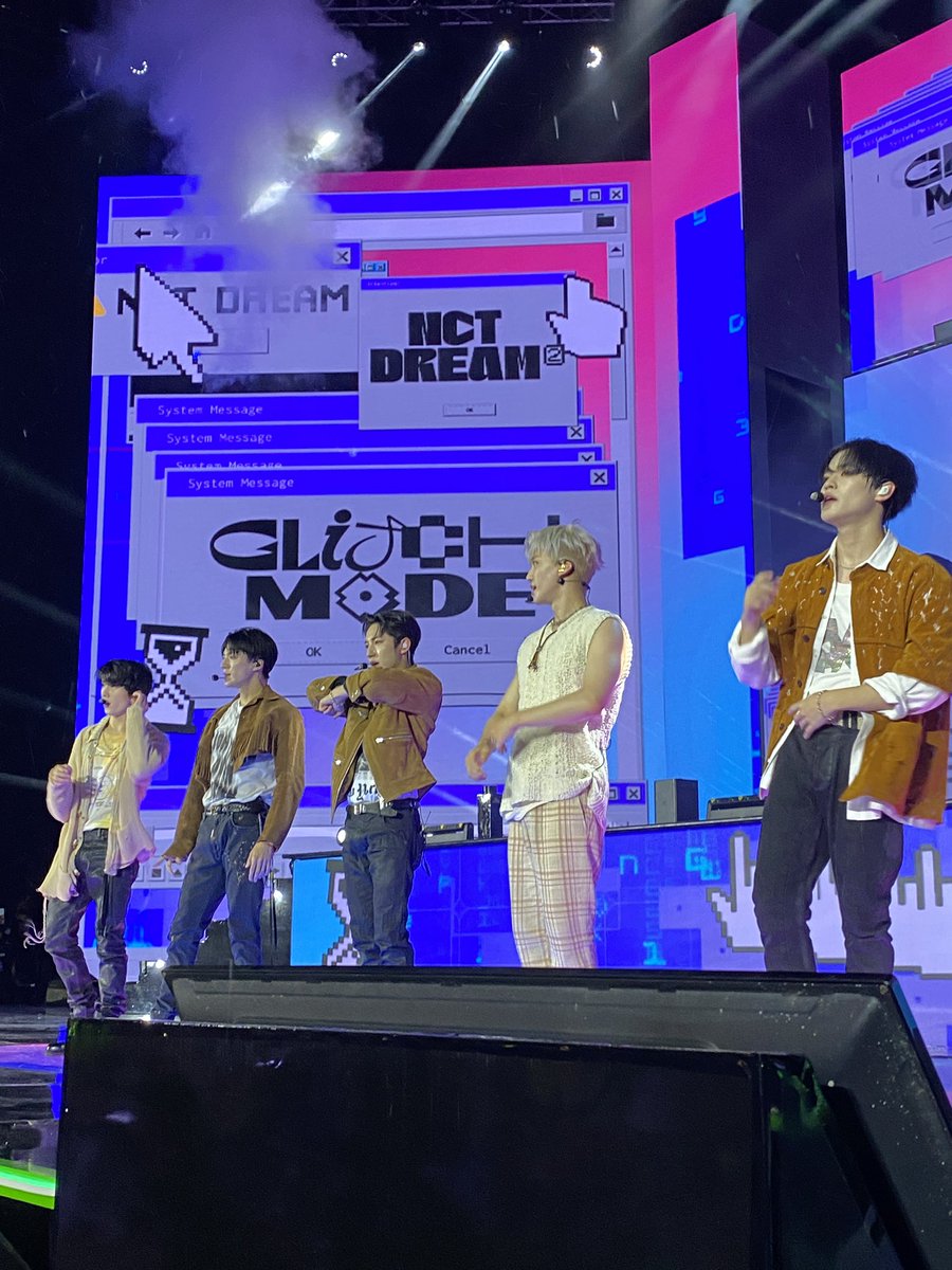 TRANSTV_CORP's tweet photo. Sampai ketemu di Korean Wave selanjutnya ya NCTzen🔥🙌🏻

#KWAVETTV2022
#KWAVETRANSTV2022
#KWAVETTV202bersamaTTV
#KoreanWavettv2022
#KoreanWavetranstv2022 https://t.co/EJCi5sobDc