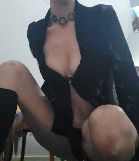CUM see me later on  Cam modles https://t.co/IG4z2oVjDq https://t.co/Xtot6b8WF4 https://t.co/45dHa5j<a href="/tag/mvsales"class="tags"><span>#mvsales</span></a>