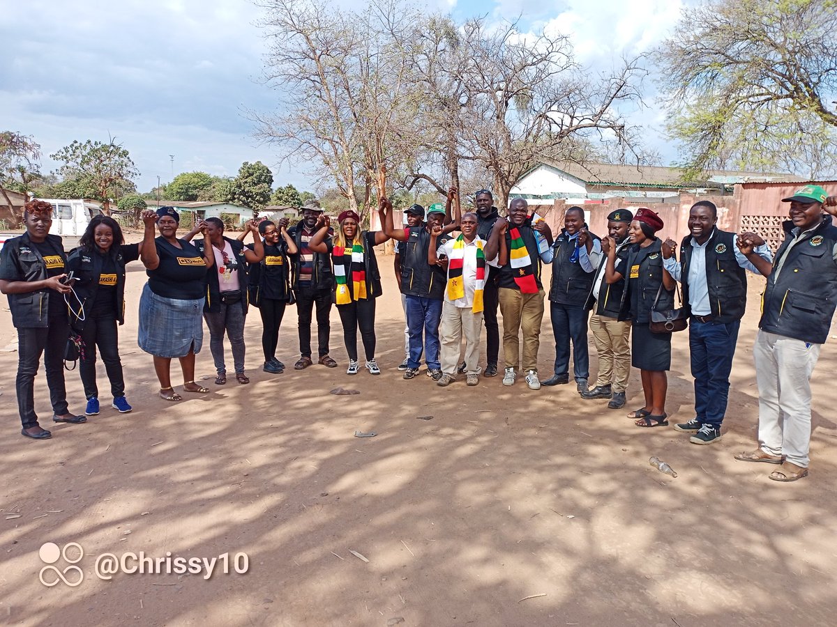 Varakashi4EDmsv's tweet photo. Chiredzi is more than ready to host Varakashi4ED Roadshow. #Chiredzi leadership @Varakashi4ED @HMatelity @chrissy10charu @TendaiChirau @TendayiZinyama @GwavengaR @edmnangagwa @zanupf_patriots @ZANUPF_Official @V4EDharare @Varakashi4edByo @Varakashi4edC @KMutisi @DeptCommsZW https://t.co/EbJqRkGZnQ