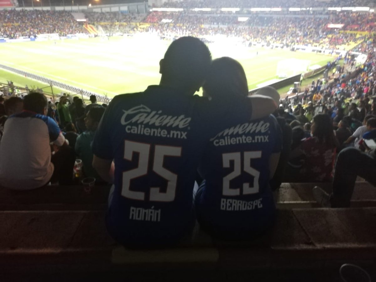 abrahamRoman04's tweet photo. @CruzAzul @calientesports #MasAccionMasDiversion
🇫🇮🚂⚽😎❤️ https://t.co/tp29wm22z7