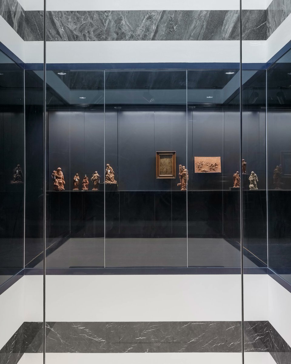 archinect's tweet photo. Peek inside the slick new gallery spaces at the reopened Royal Museum of Fine Arts Antwerp 

https://t.co/rvcyiW4R4q

#KMSKA #BelgianArchitecture #KAANArchitecten 📸 Karin Borghouts https://t.co/4s84L1bIdY