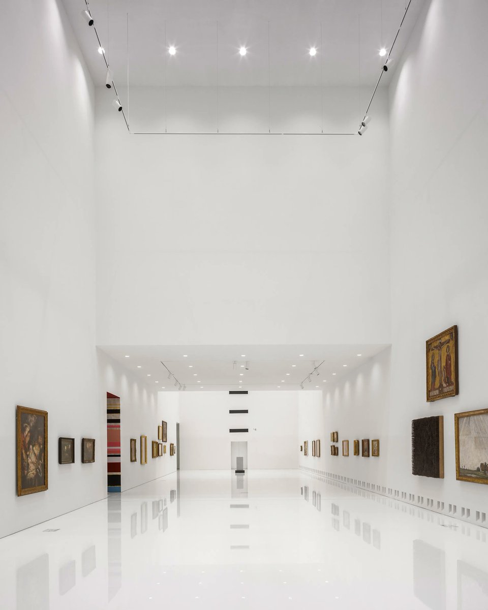 archinect's tweet photo. Peek inside the slick new gallery spaces at the reopened Royal Museum of Fine Arts Antwerp 

https://t.co/rvcyiW4R4q

#KMSKA #BelgianArchitecture #KAANArchitecten 📸 Karin Borghouts https://t.co/4s84L1bIdY