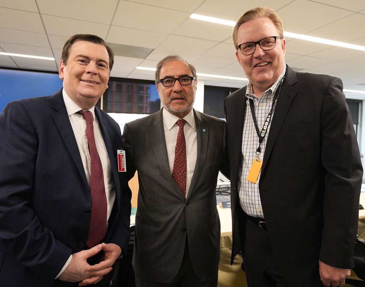 GZamoraSDE's tweet photo. #NorteGrande En Amazon Web Services mantuvimos una Jornada de trabajo sobre “Digitalización de gobierno provinciales” y “Generación de talentos y respuesta a desastres”y firma de convenio de colaboracion, con Lorena Zicker: Manager del Sector Público Mundial y Jeff Fridman. https://t.co/bW5Jek51rA