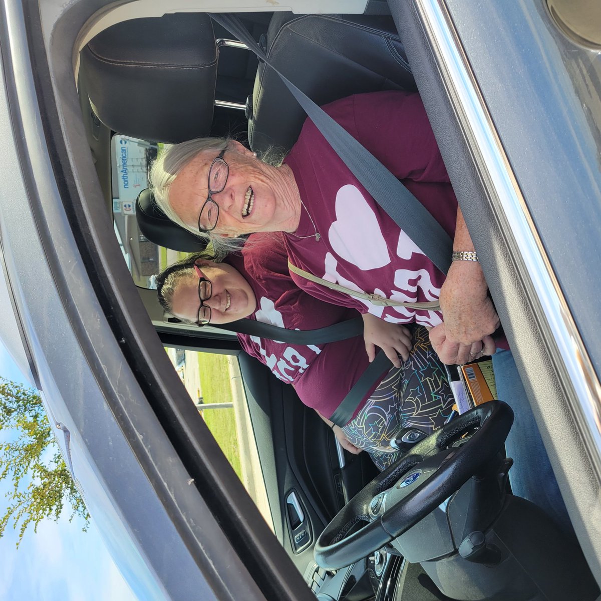 Always a #CCRIDayMaker running into <a href="/MaanumCrystal/">Crystal Maanum</a> and <a href="/Charlot91080797/">Charlotte Jacobson</a> <a href="/CCRIMoorhead/">CCRI</a> rocking their match I ❤️ CCRI shirts unplanned.