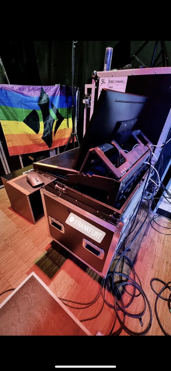 fastcoffeeboy's tweet photo. Thinking about how they postet the pride flag I gave them 😩🫶🏻
(This flag has a history with traveling trough Germany to be shown at different pride parades)
@BlindChannelFIN https://t.co/ItZspcH4qX