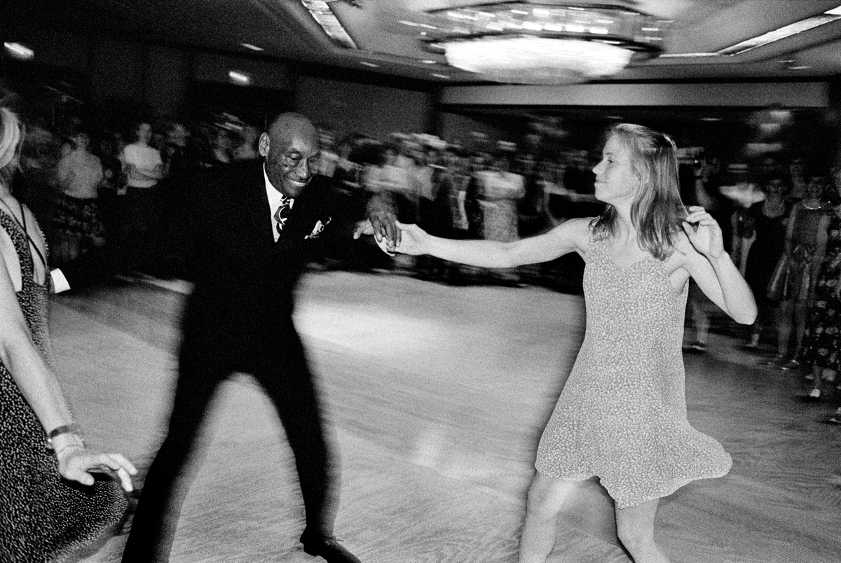 VIIPhoto's tweet photo. 30 photos from @EdKashi's groundbreaking project #AginginAmerica were recently acquired by the @librarycongress. Learn more about the work here: https://t.co/XvrTWtjI5y https://t.co/IjpxBgPDAJ