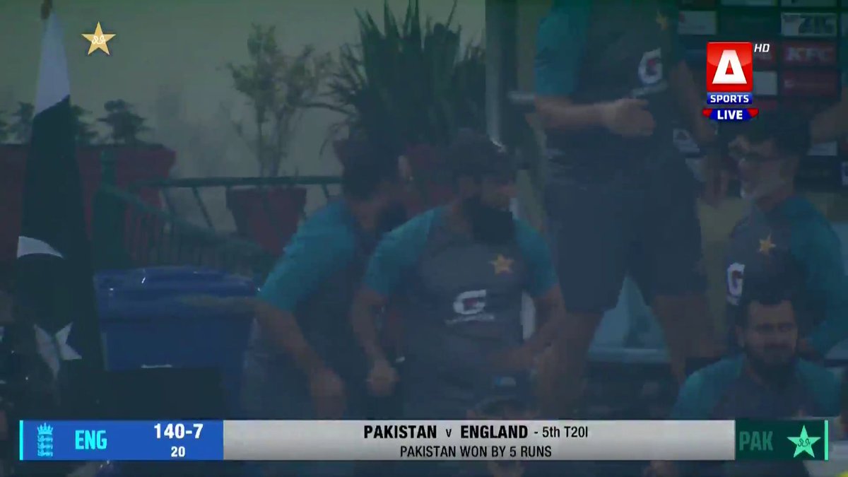 Moazzam_Khatri's tweet photo. Pakistan won!!! AAmir Jamal You Beauty #PakvsEng2022 https://t.co/H8q6L6xxEm