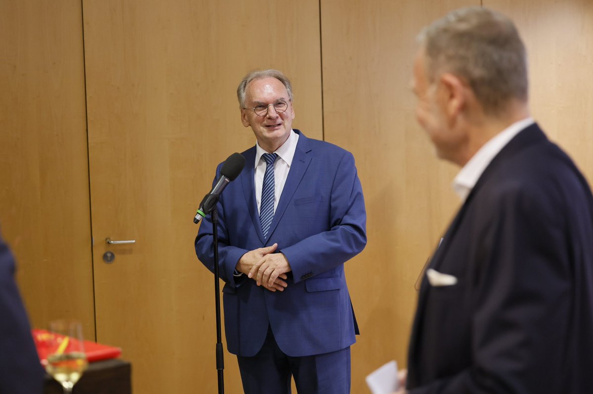 Sachsen-Anhalt tweet media