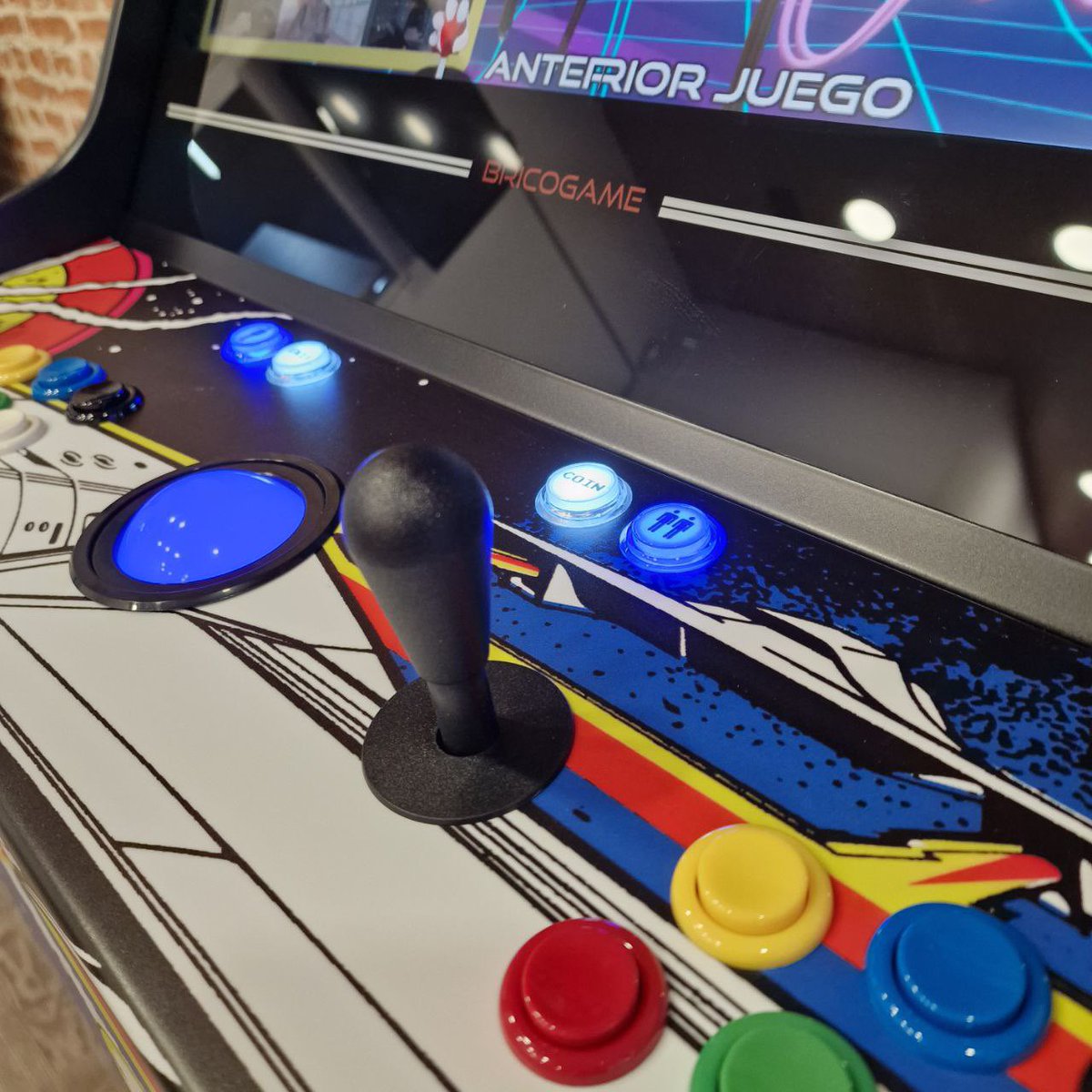 Bricogame's tweet photo. ¡Gran clásico de Asteroids en gran Keyboy Élite de 32” con marquesina LCD, pistolas #Aimtrak ,mandos #xbox…todo en su sistema de más de 90.000 juegos.
Juega a lo grande con nosotros.
Info.: https://t.co/AbnBSs9Mo5
Configura en:https://t.co/YW4dyWCuYc
#bricogame #arcade #gamer https://t.co/NOeywnlGFe