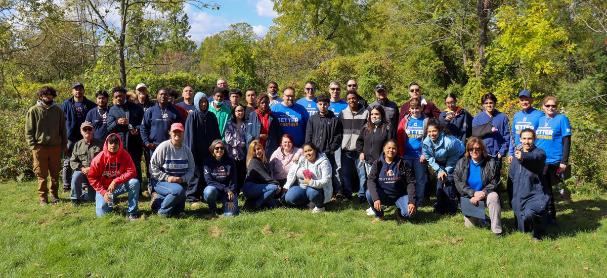 Our new recruits had a great (and exhausting) day clearing out invasive species alongside staff and some incredible volunteers from <a href="/Old_National/">Old National Bank</a>! We look forward to partnering on more projects in the future!

#CommunityService