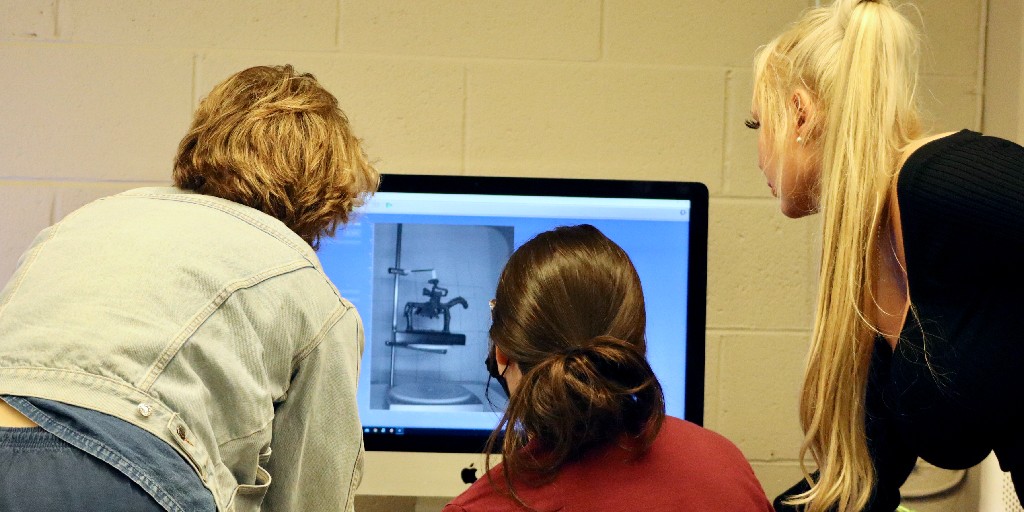 McClungMuseum's tweet photo. #MuseumBehindtheScenes: Last week, students from @utksoa joined us for an Object Study to take a closer look at items in our collections. Students scanned metal and ceramic objects using specialized equipment to create 3D images and prints. https://t.co/uXjoLJiFf5