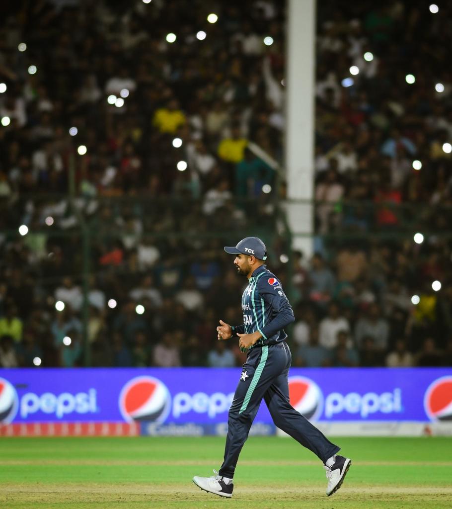 asad_qureshi257's tweet photo. Appreciation tweet for BABAR AZAM THE CAPTAIN , he was so on point today and you should never doubt him that's it 👑❤️ - https://t.co/eTfvjMnYCh