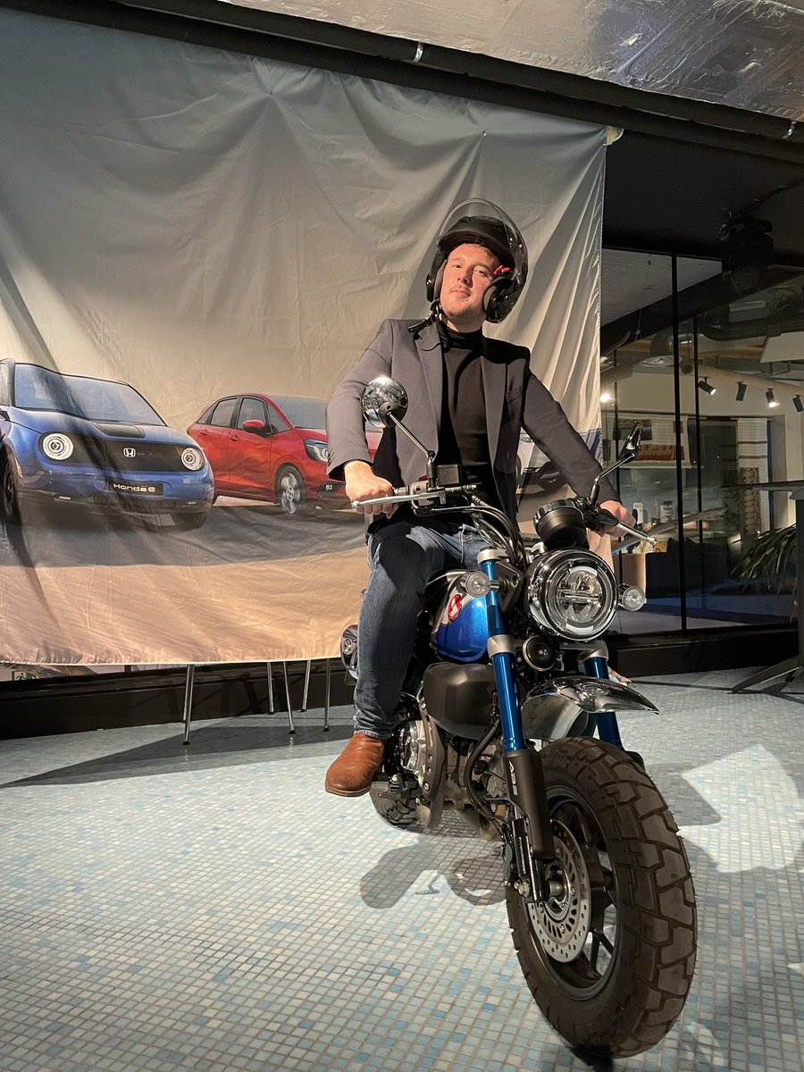 TheEULobby's tweet photo. Tonight, we are excited to be at @cometmeetings to celebrate the hardworking decision-makers and industry representatives working to change the #automotive industry 🎉 https://t.co/ui9ONnVQuM