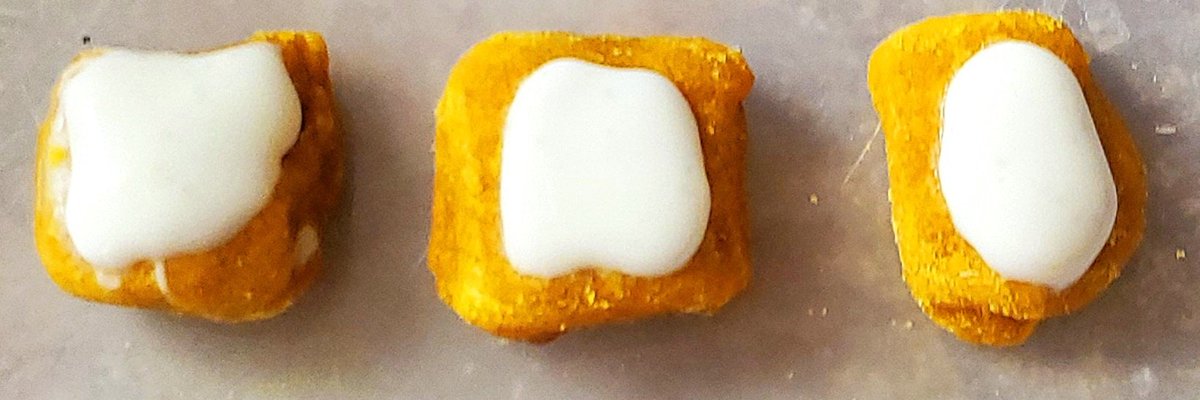 spunkybytez's tweet photo. As seen in my local Petsmart parking lot 🤣
100% natural and pet-friendly ingredients, made from scratch in my home kitchen! Available with or without icing, please DM for details! :) #homemade #homemadedogtreats #dogtreats #doglove #smallbusiness #entrepreneur https://t.co/JKp7GHB0MH