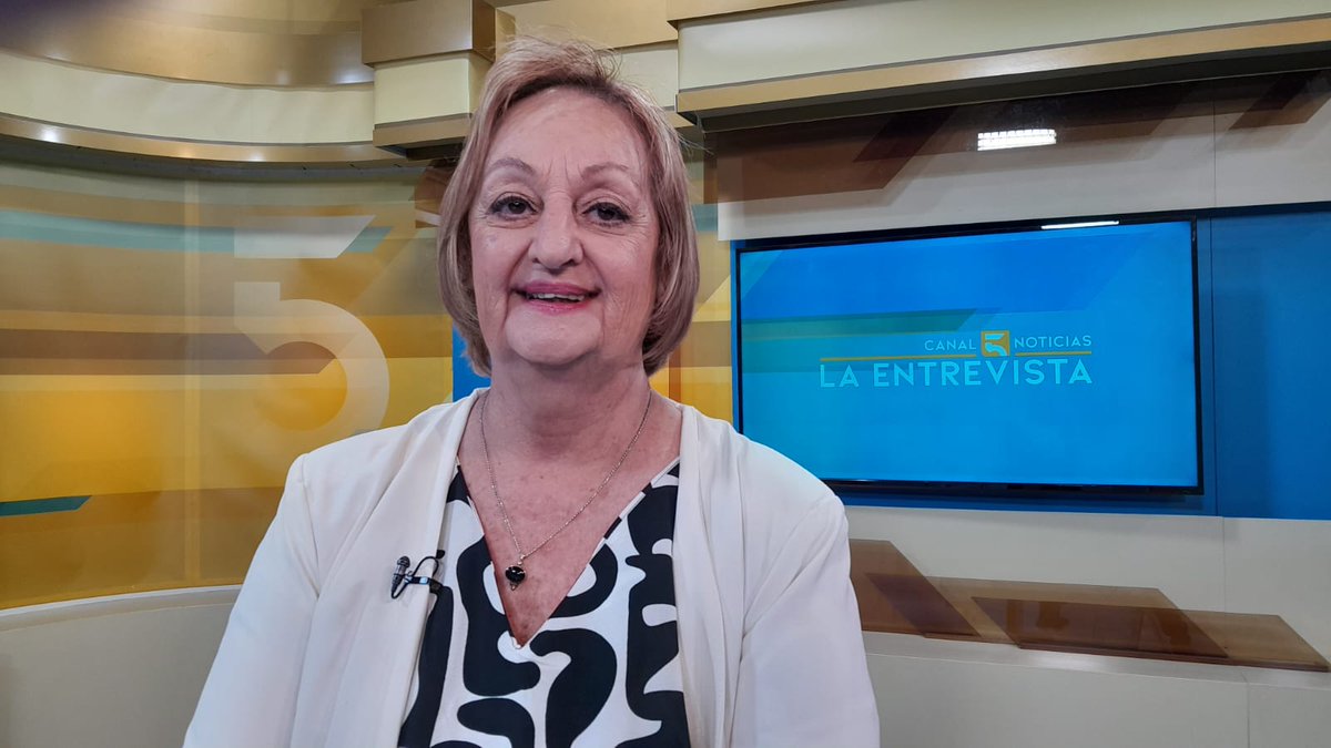 #AHORA | Comienza #LaEntrevista de #Canal5Noticias con la senadora del #FrenteAmplio @likechichian