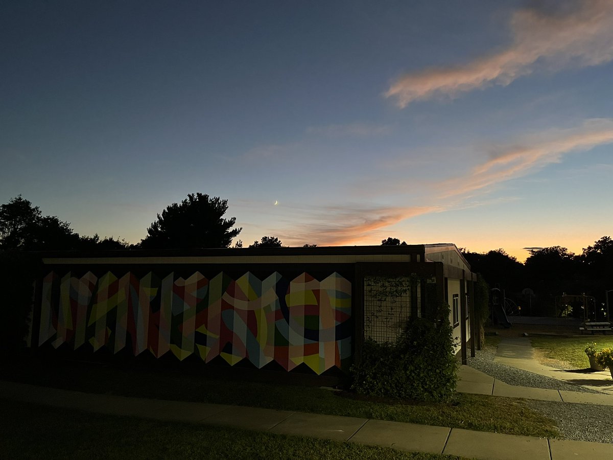 mathinformed's tweet image. Gorgeous evening for a Back to School Night! #McLeanSchool