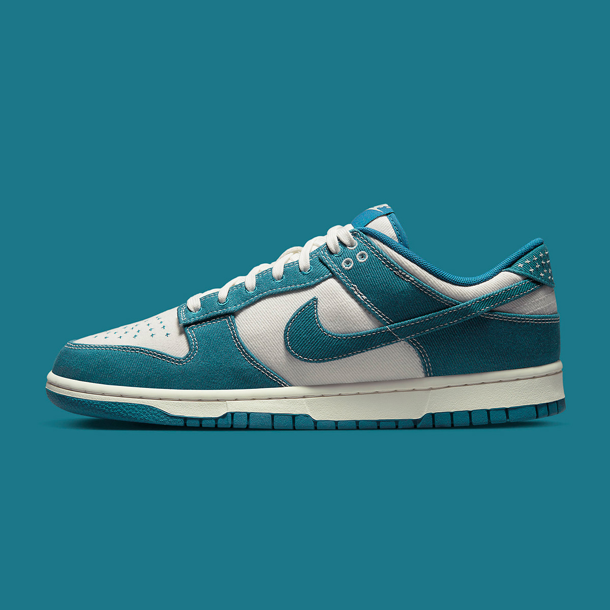 houseofheat's tweet photo. First Looks // Nike Dunk Low “Denim” 👖

SEE MORE: https://t.co/nVz7jy2kI6 https://t.co/DC5V8FCYVA