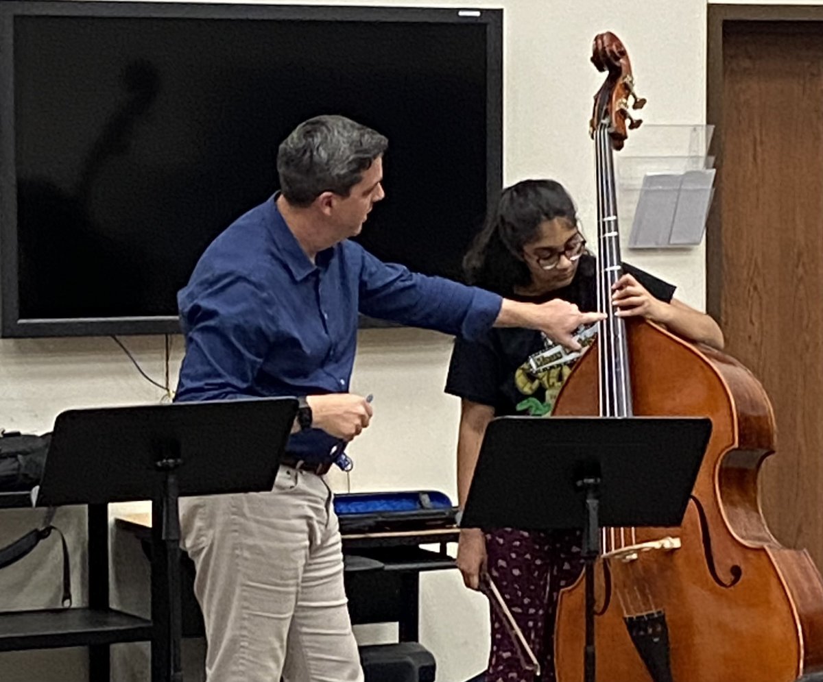 Thanks so much <a href="/DallasSymphony/">Dallas Symphony</a> for providing violin &amp; bass master classes from Filip Fenrych &amp; Brian Perry to some of our lucky FISD orchestra students!
