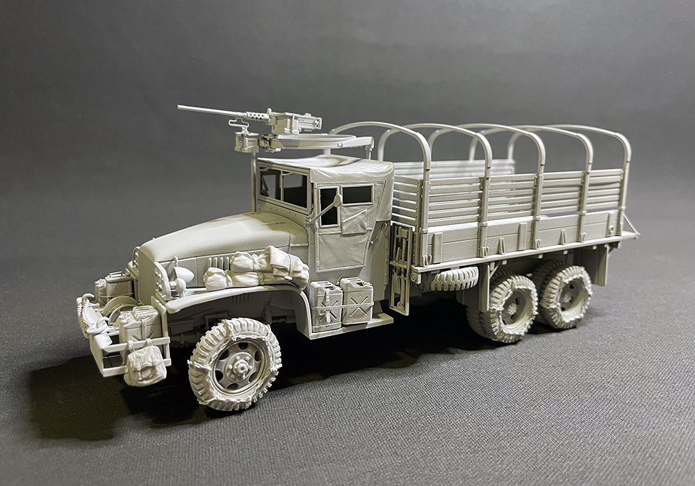 godspeeeeeeeed's tweet photo. タミヤ GMC CCKW 軍用トラック、一度解体した上でサフを吹きました。

#gmccckw #tamiya #scalemodels https://t.co/2vMqRjm3Lo