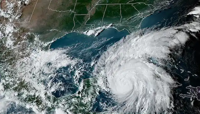 FRIHouston's tweet photo. #hurricaneIan is a friendly reminder to double check #insurancecoverage! Make sure your property is covered. Be prepared &amp; stay safe! #hurricaneseason #propertyinsurance #insurancecoverage #floodinsurance #waterdamage #stormdamage #hurricanepreparedness #flood #storm #hurricane https://t.co/ka99ZuQpOj