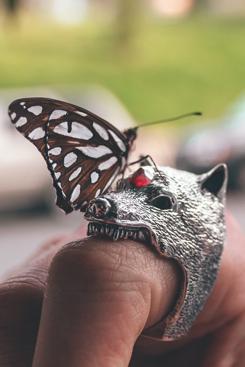 Totems uplift mind, body and spirit ✨Energized for the new #TrinityTotem to transcend into the #Metaverse 🌐