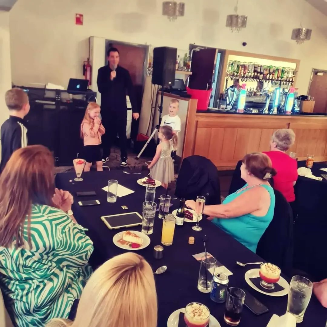StationHotel1's tweet photo. Our Family Fun Carvery returns this Sunday 🤩

From kids karaoke to dance-offs and quiz time, the full family are guaranteed to have a blast. And what a feast! 🤤

Join us on the first Sunday of every month 🍖🍻 https://t.co/Fd0tkbpfhO